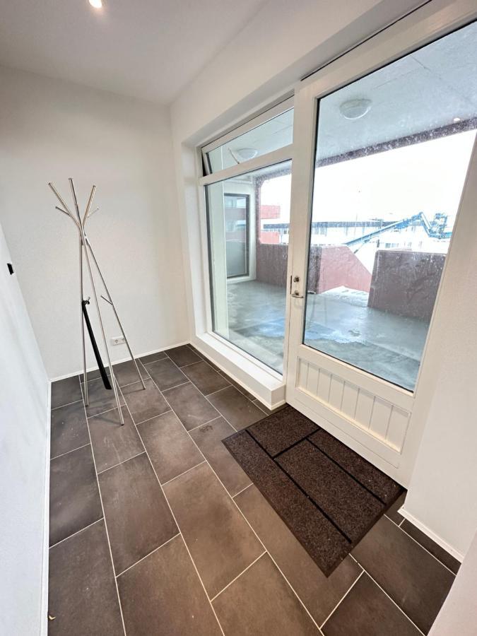 Modern And Spacious 4br Apartment,only 3 Km Drive From Downtown Apartamento *